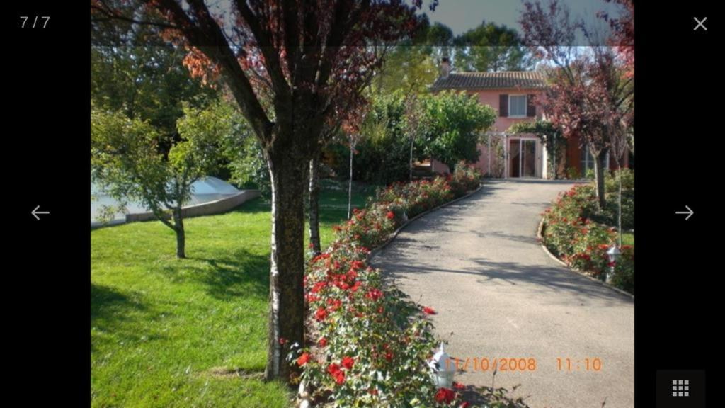 Chambres D'Hotes Marylou Valensole Luaran gambar